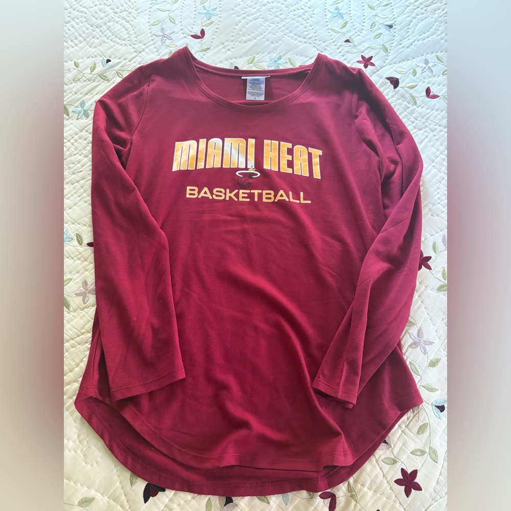 NBA Miami Heat Women's Long Sleeve Tee - Maroon with Yellow Graphics